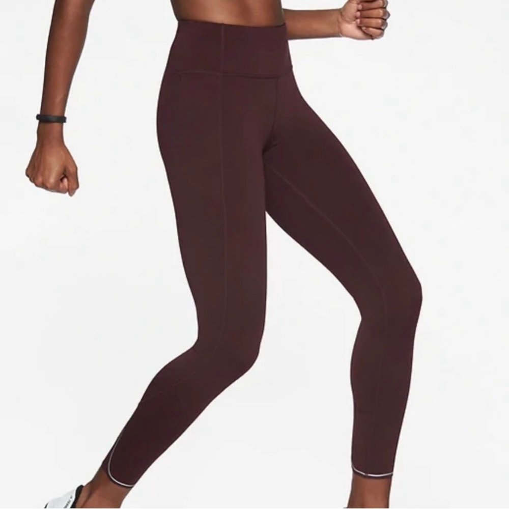 NWOT Athleta Maroon Run Free 7/8 Leggings